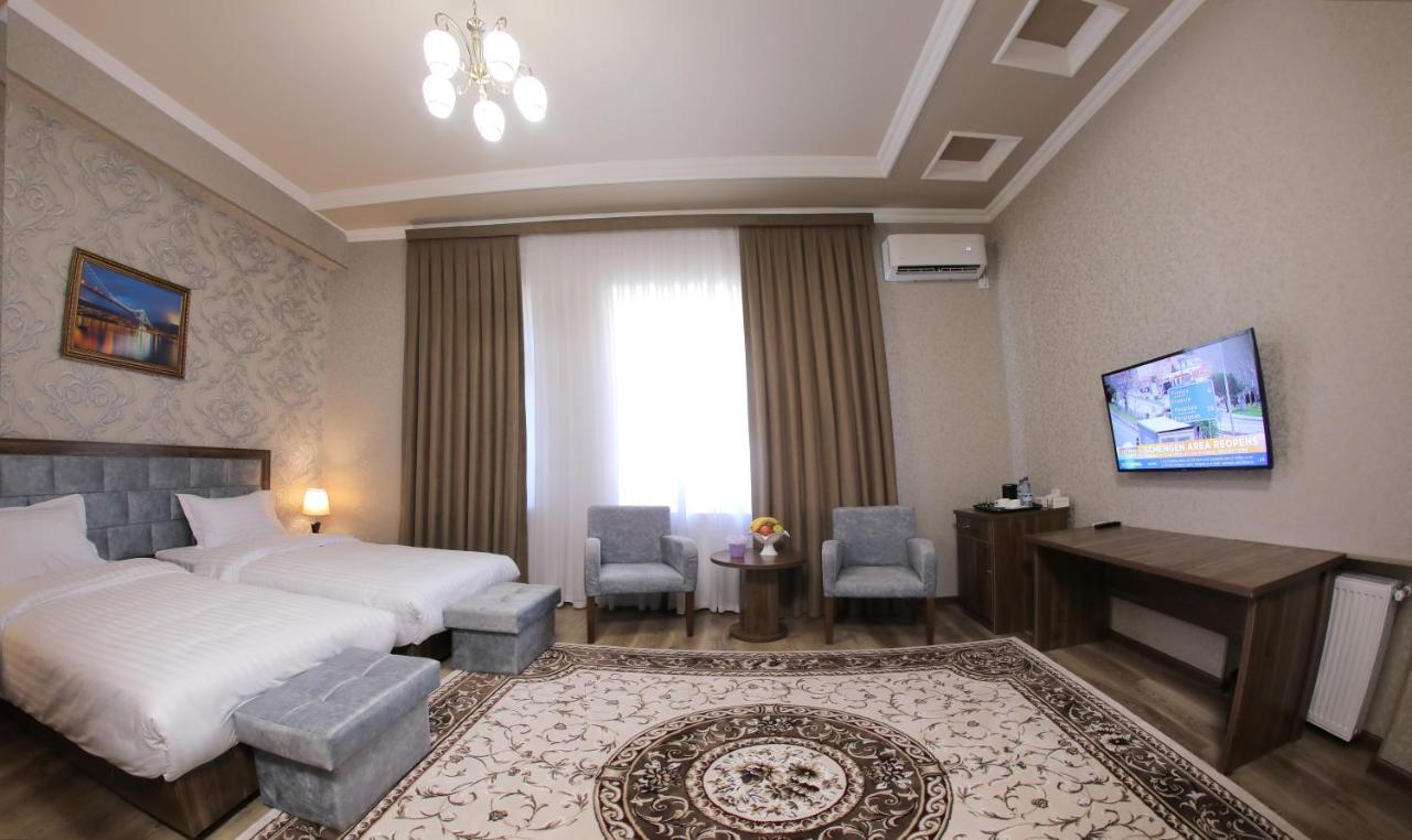 Ark Billur Halal Hotel Tasjkent Exteriör bild