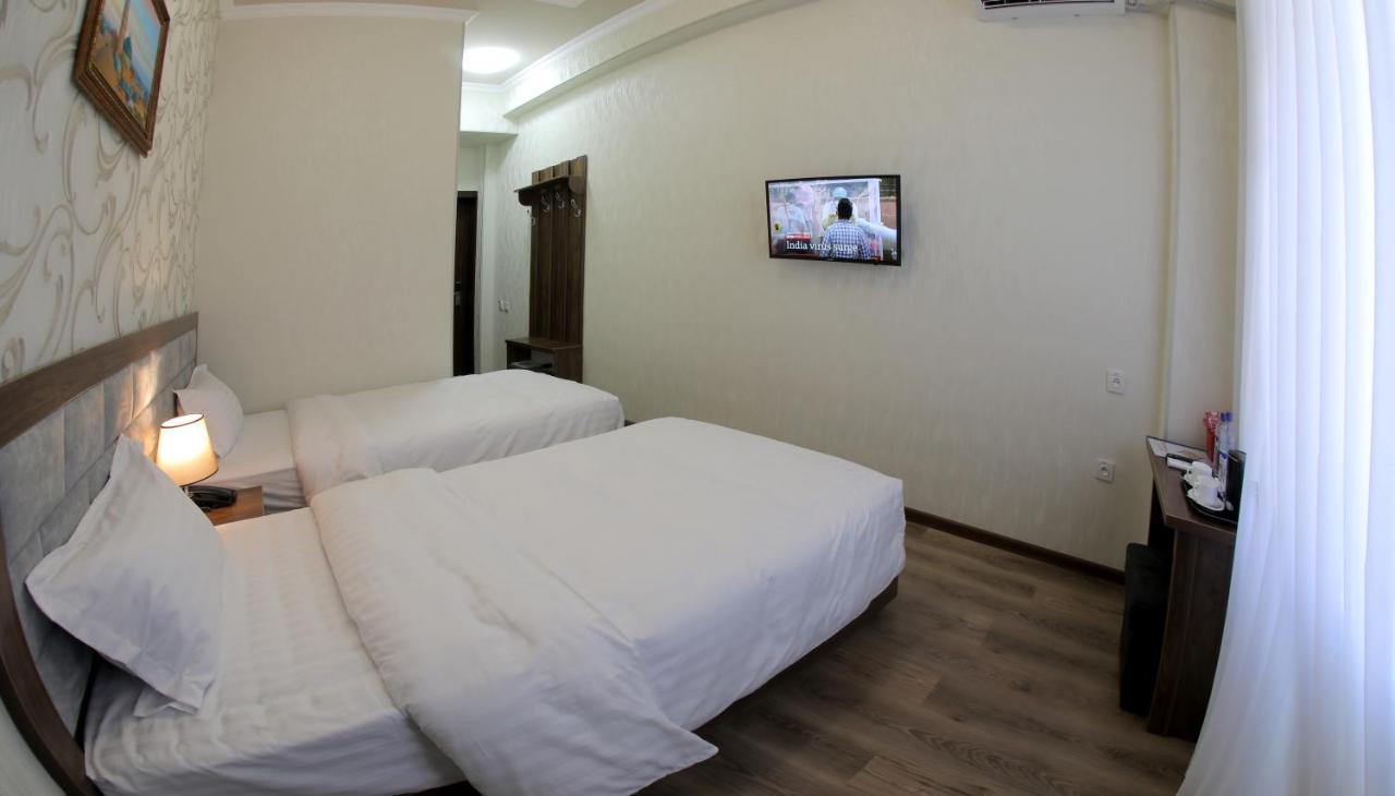 Ark Billur Halal Hotel Tasjkent Exteriör bild