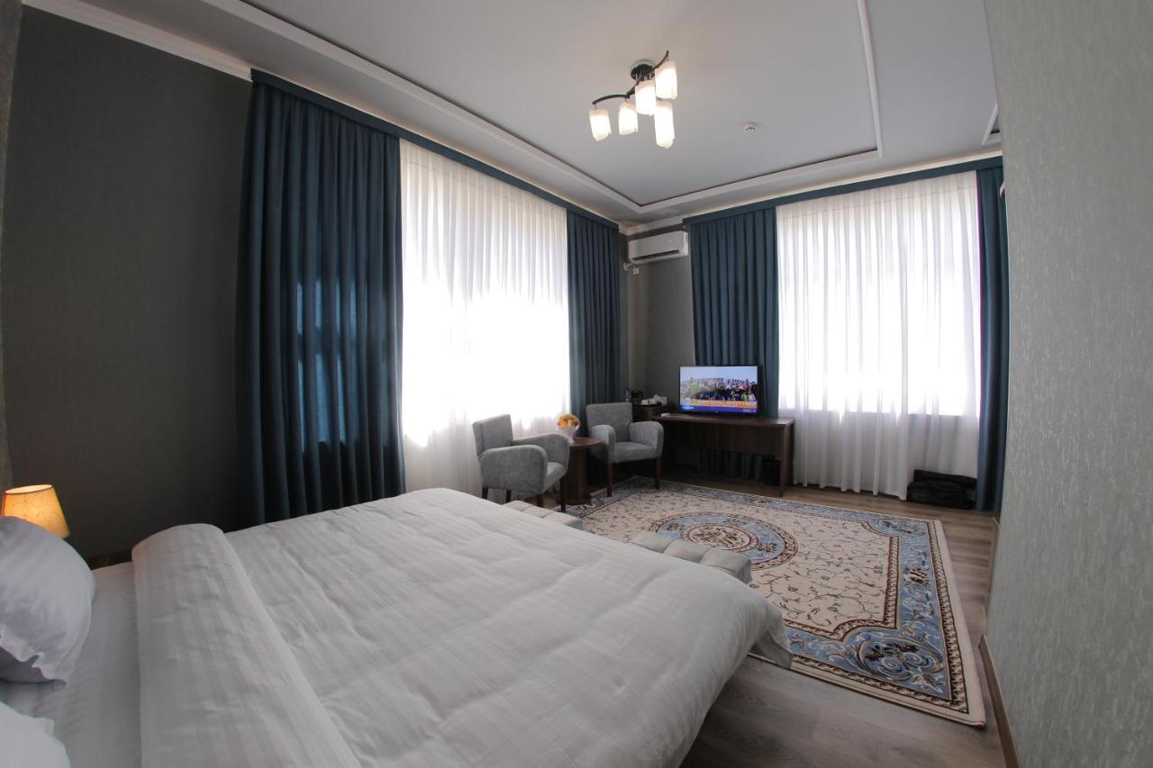 Ark Billur Halal Hotel Tasjkent Exteriör bild