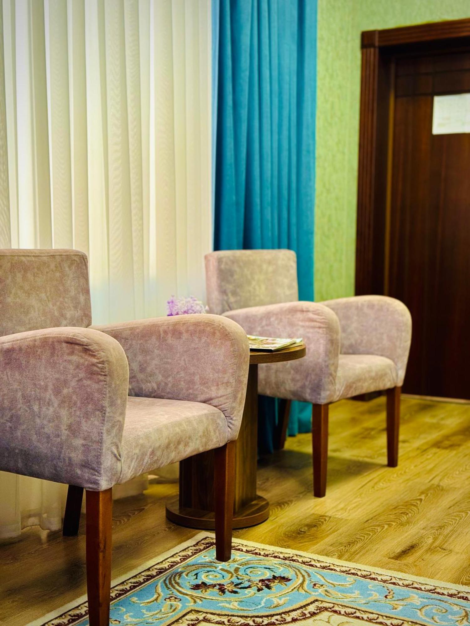Ark Billur Halal Hotel Tasjkent Exteriör bild